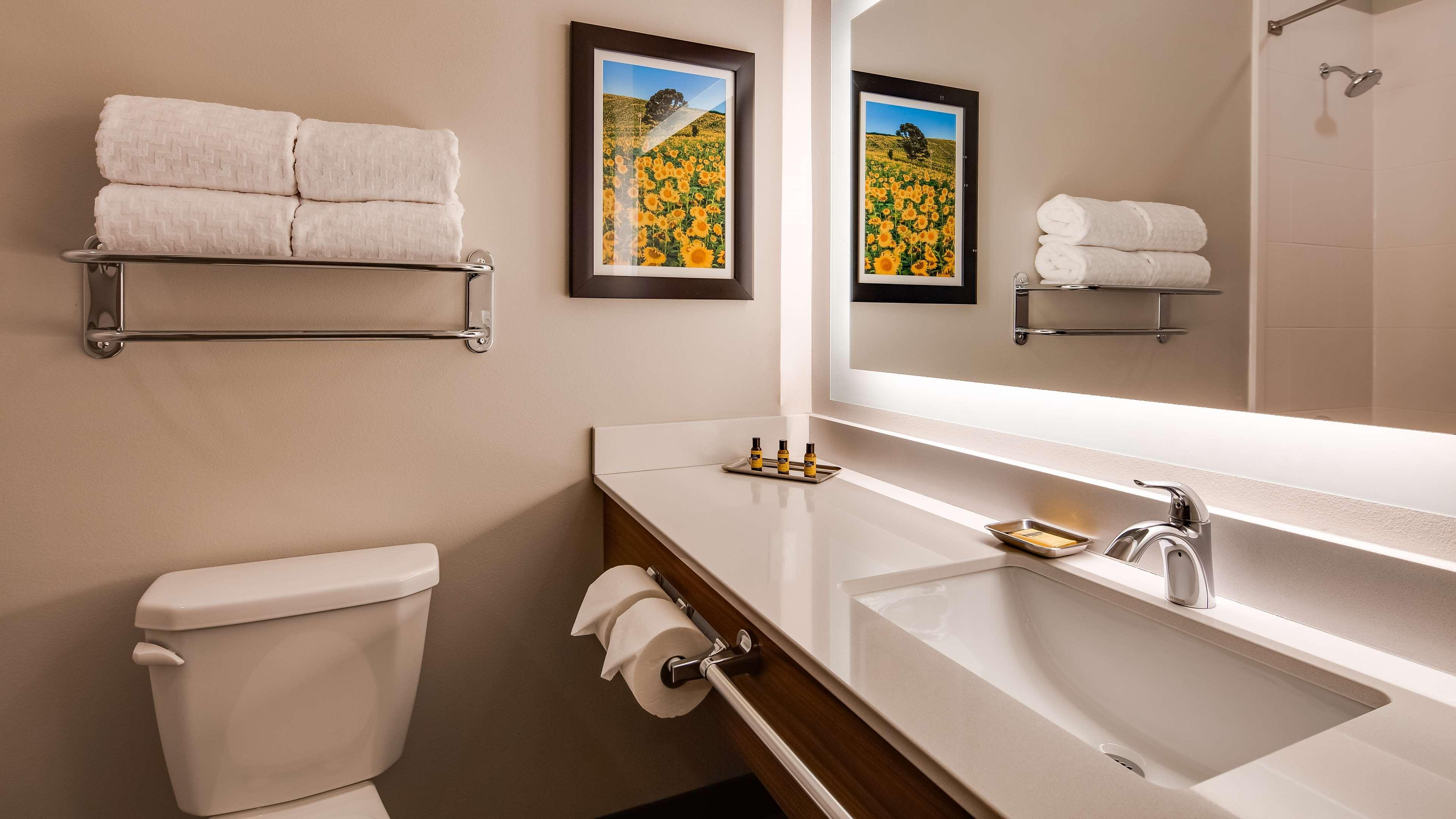 Best Western Plus Jefferson Exterior photo