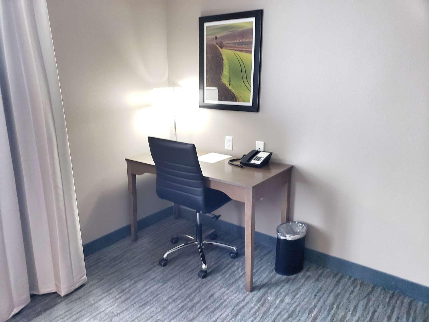 Best Western Plus Jefferson Exterior photo