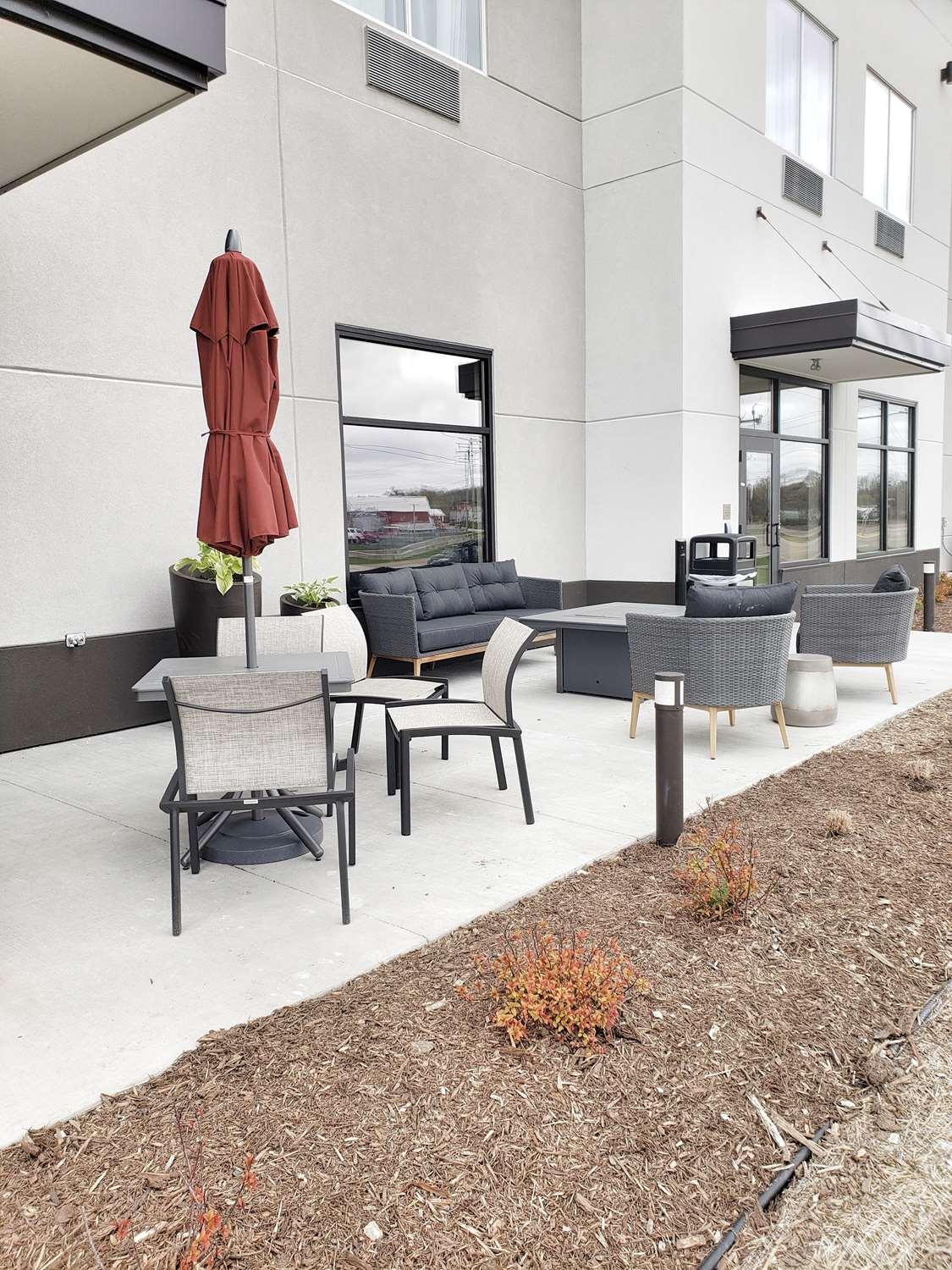 Best Western Plus Jefferson Exterior photo