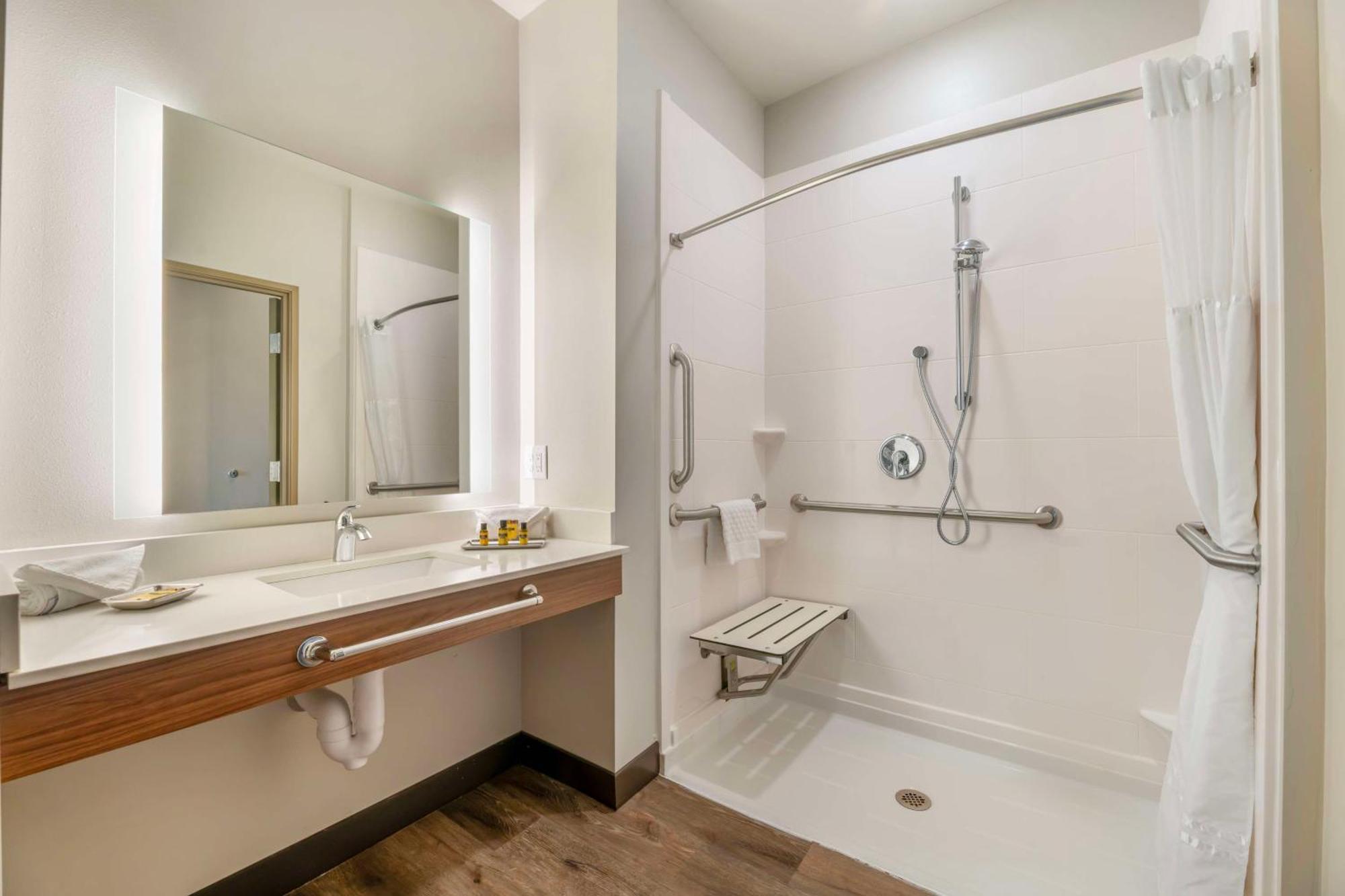 Best Western Plus Jefferson Exterior photo