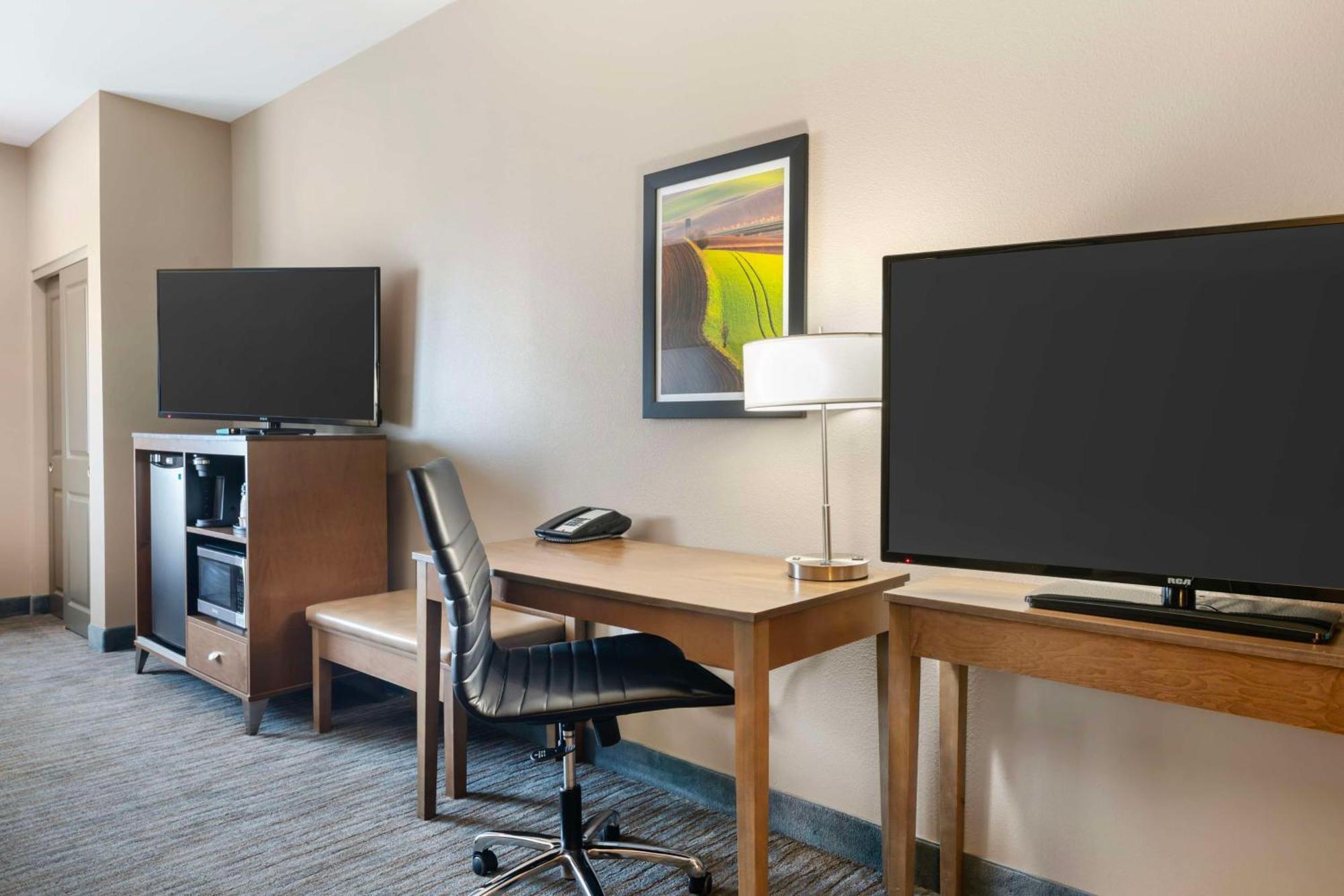 Best Western Plus Jefferson Exterior photo