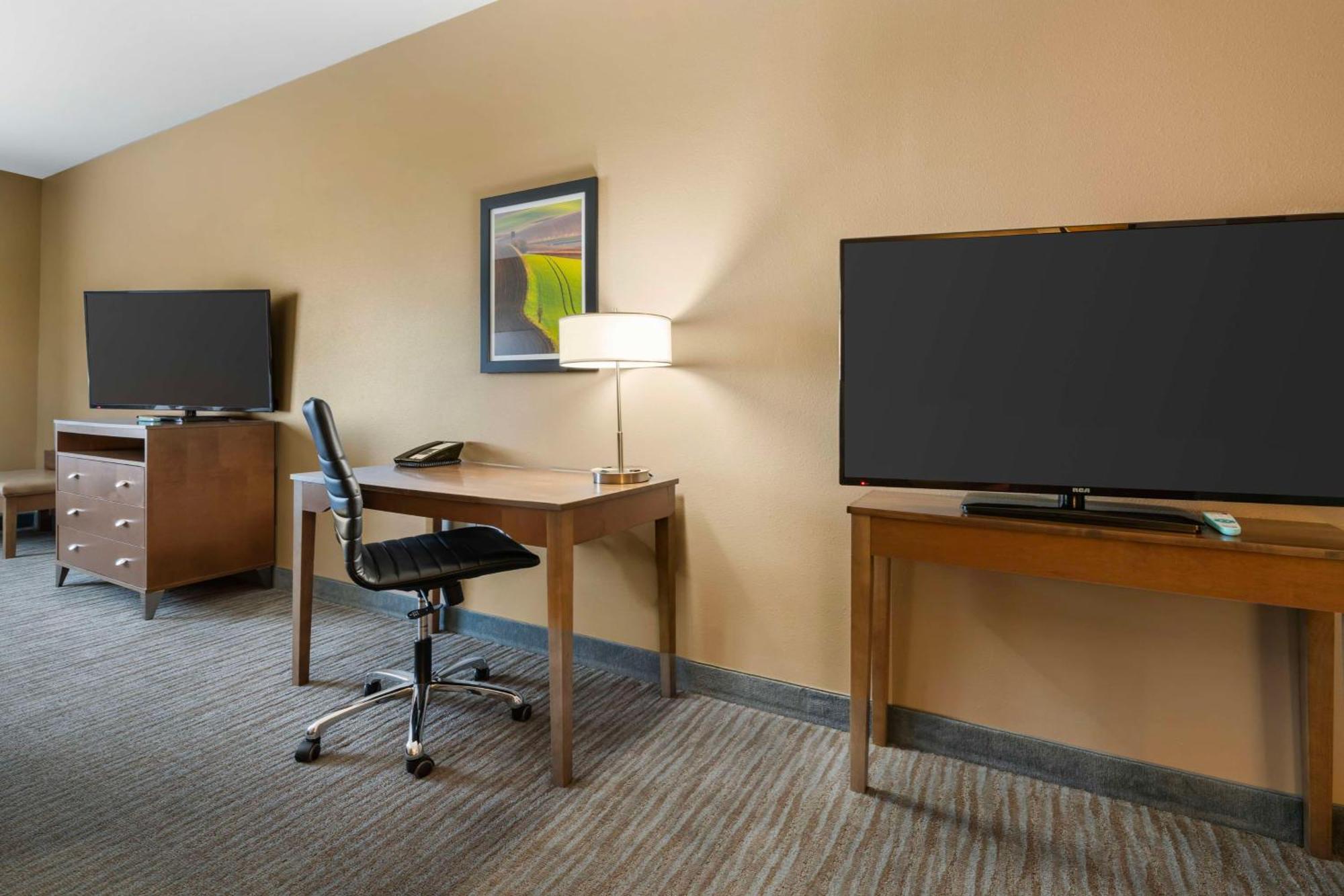 Best Western Plus Jefferson Exterior photo