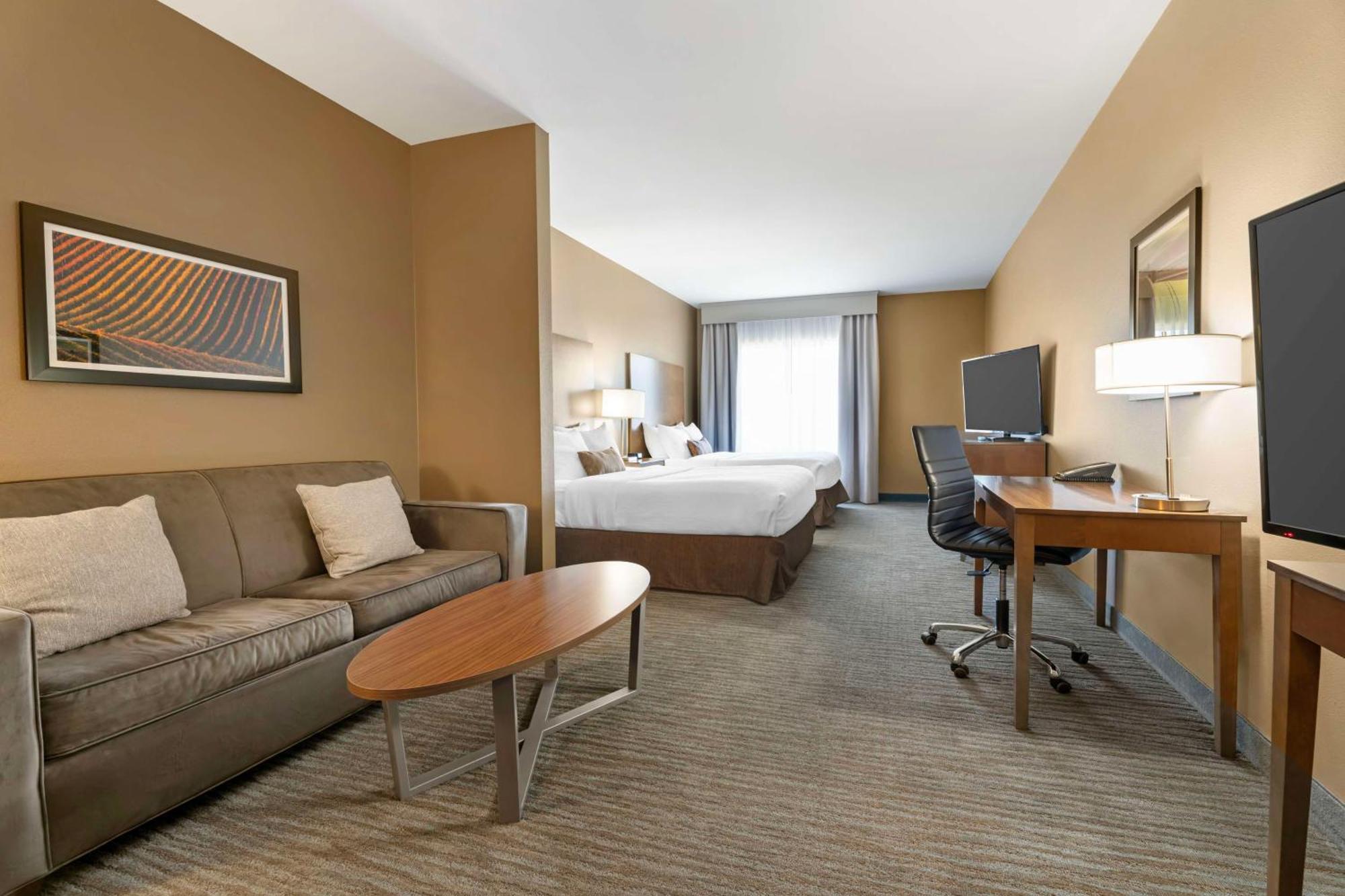 Best Western Plus Jefferson Exterior photo